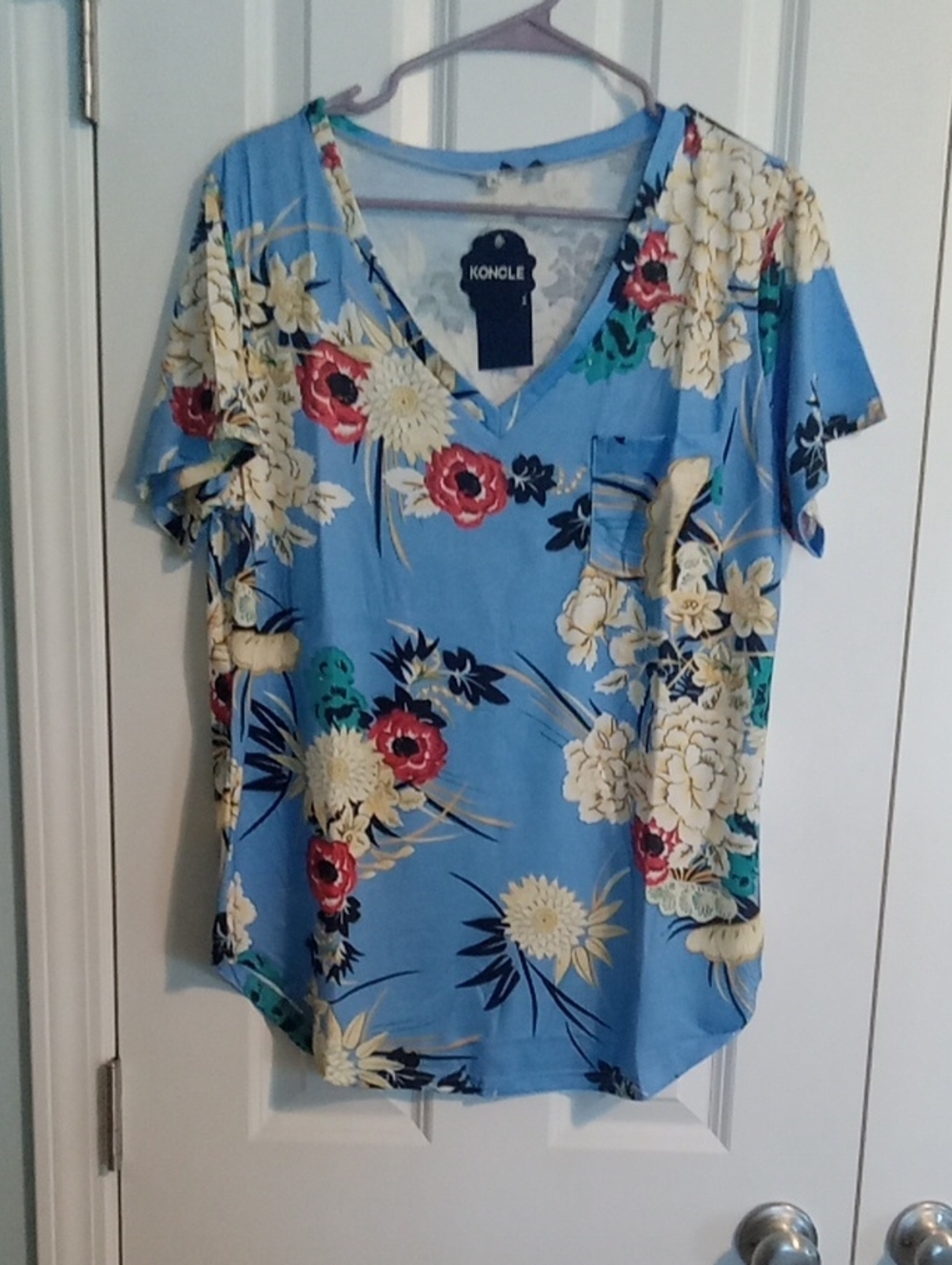 Konole Blue Floral V-Neck Short Sleeve Tee